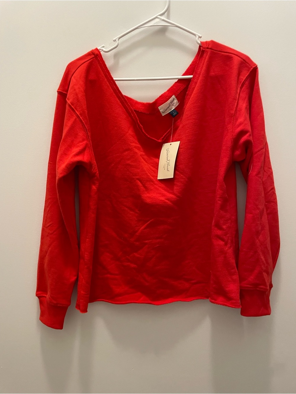 Universal Thread Women's Oversized Sweatshirt Red Small NWT